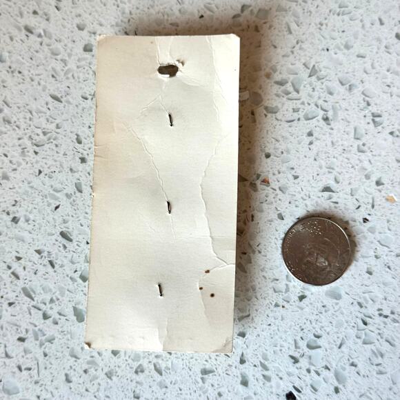 3 NEW on card Vintage 40s Green Buttons By Schwanda Round 2 Hole Flat - Picture 5 of 5